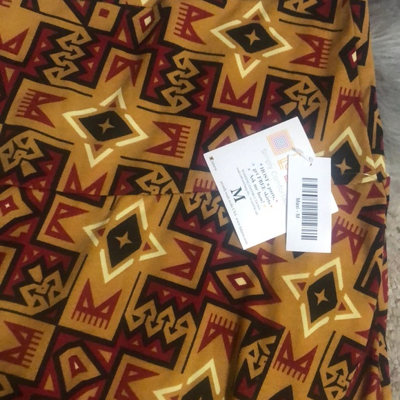 Maxi M Lularoe - Picture 3 of 4